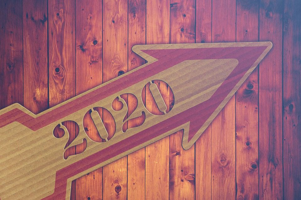 2020 Arrow Pointing